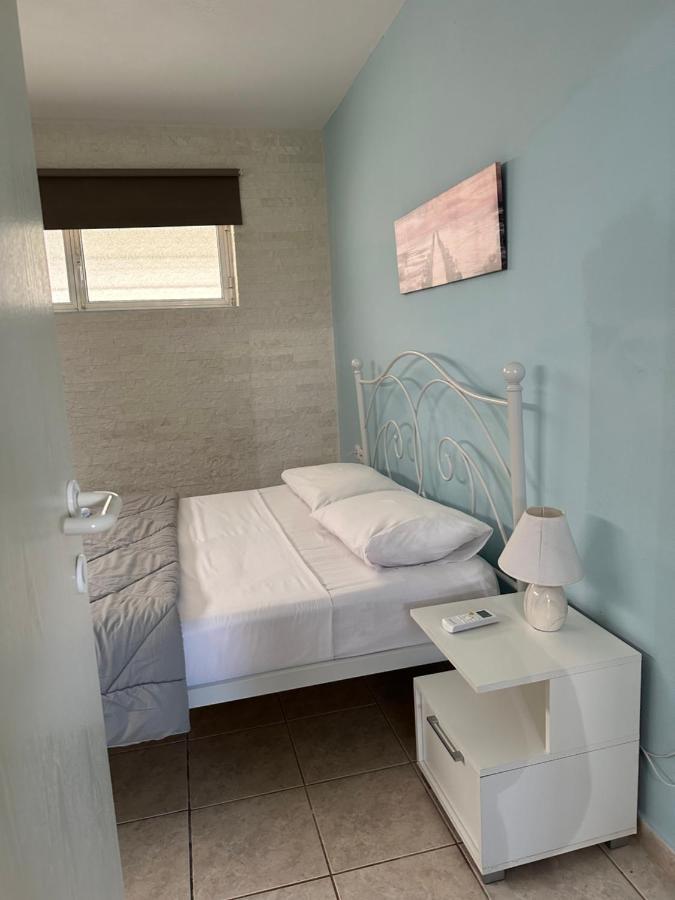 Renovated Apt Close To Beach Wifi Ac 아나비소스 외부 사진