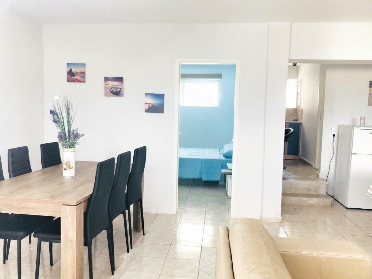 Renovated Apt Close To Beach Wifi Ac 아나비소스 외부 사진